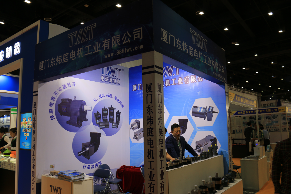 1548988375352043.png 西-东炜庭.png
